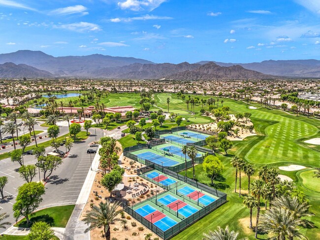 Building Photo - 44085 Royal Troon Dr