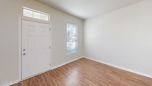 Building Photo - 448 Sherwood Oaks Dr