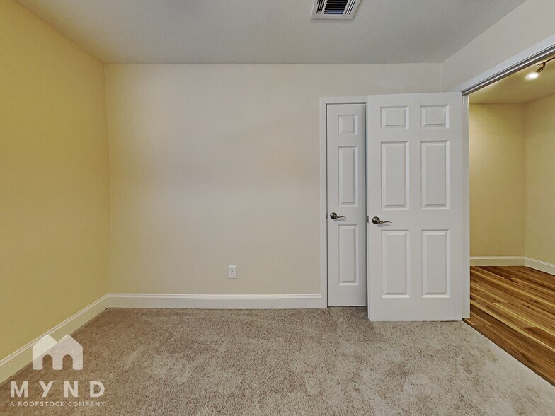 Building Photo - 2703 Stellar Ct