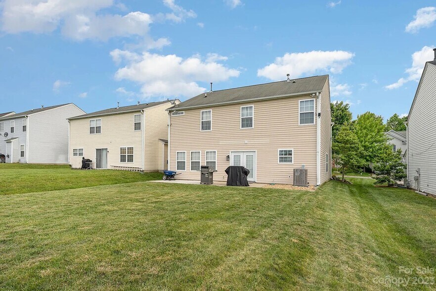 Building Photo - 10510 Plantain Ct