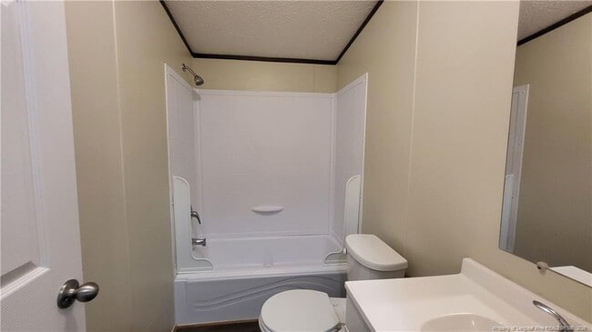 Building Photo - 115 Burns Rd