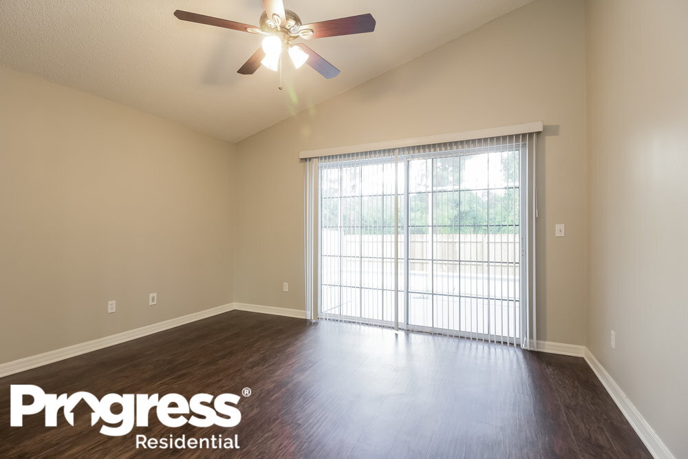 Building Photo - 593 Brightview Dr