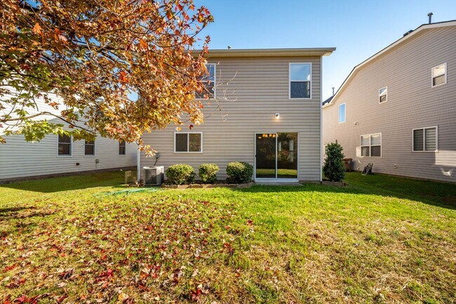 Building Photo - 718 Delta Downs Dr