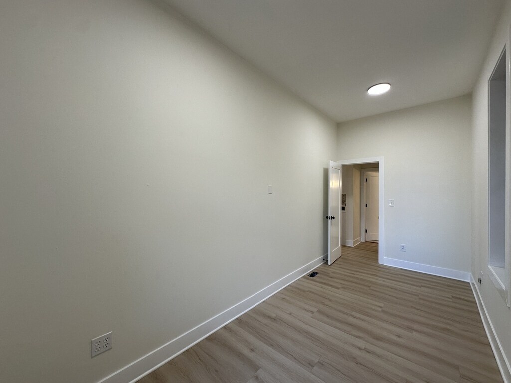 Building Photo - 1322 W Ohio St