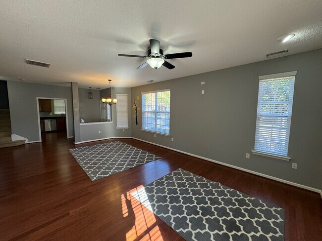 Building Photo - 1463 Otterbourne Cir