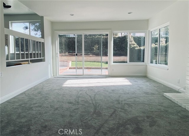 Building Photo - 43 Fortuna E