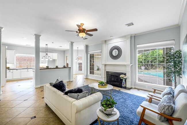 Primary Photo - 4602 Gladesdale Park Ln