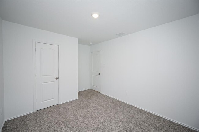 Building Photo - 16738 Paintbrush Holw Ln