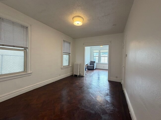 Building Photo - 152 Clendenny Ave