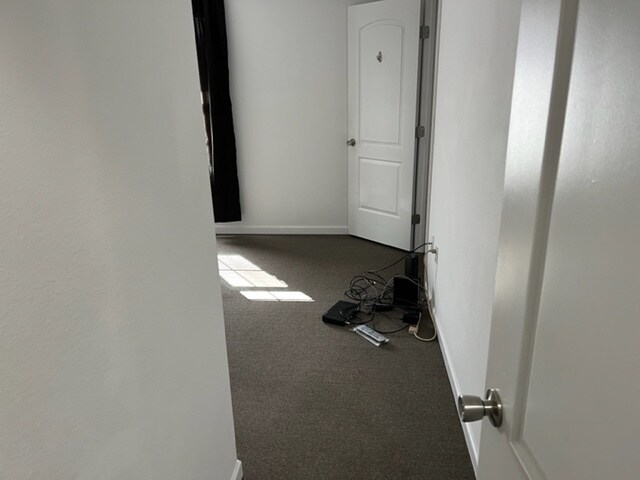 Building Photo - 145 Deer Ridge Dr