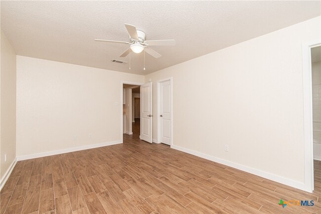 Building Photo - 304 Timber Ridge Dr