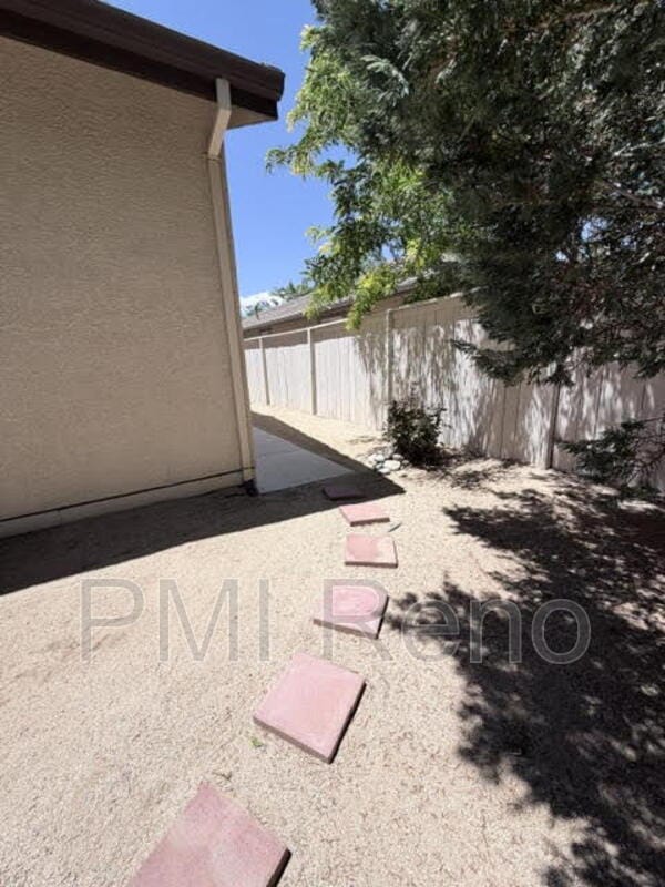 Building Photo - 10742 Amber Falls Dr