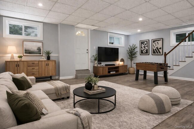 Building Photo - 321 Olivia St