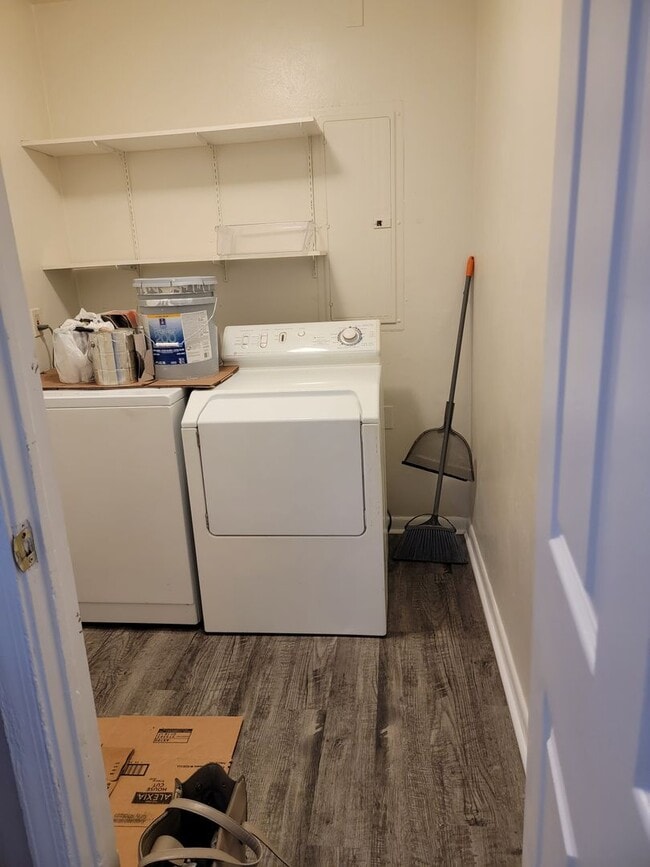 Building Photo - 2 Bedroom 1bath Oceanview/Bayview