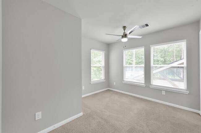 Building Photo - 3391 Arapaho Cir