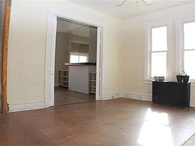 Building Photo - 523 Lowell St