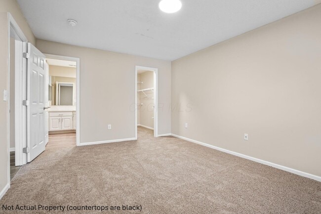 Building Photo - 4951 Stratford Pine Ln