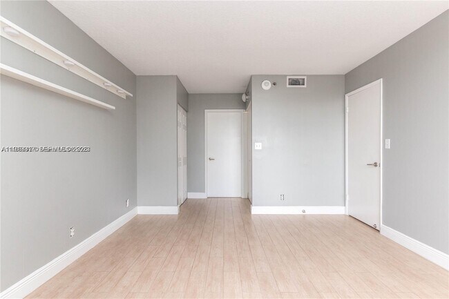 Building Photo - 3300 NE 192 St