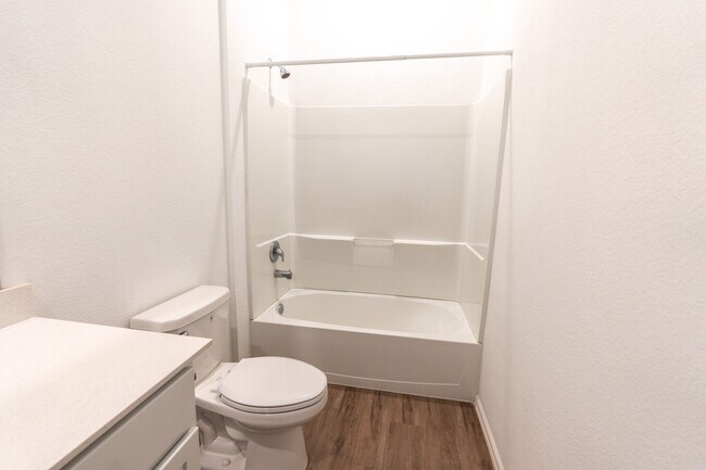 Building Photo - 27006 Breakaway Ln