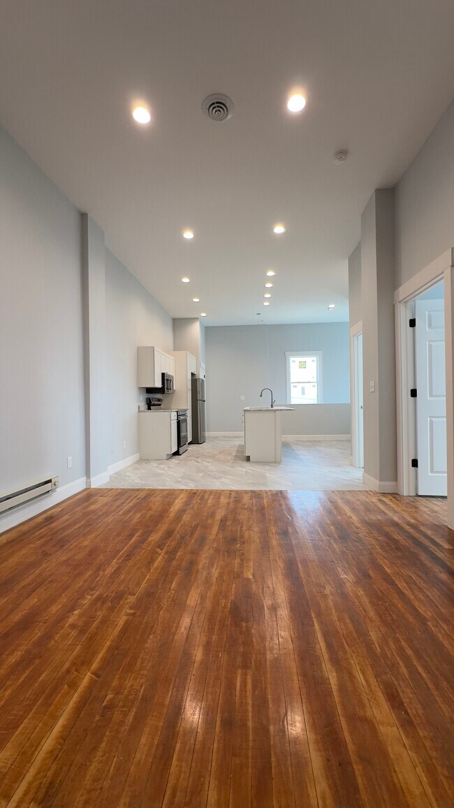 Building Photo - Downtown Rental Units