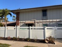 Building Photo - 4283 Island Cir