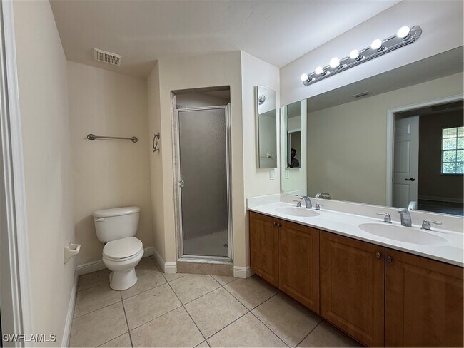 Building Photo - 3948 Pomodoro Cir