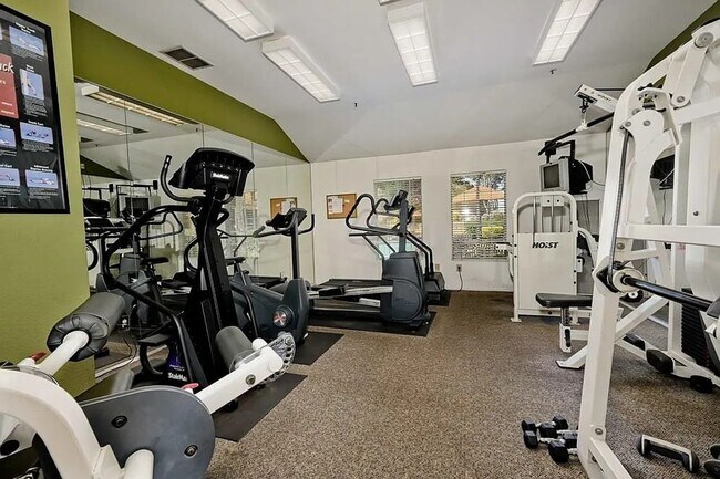 Building Photo - Resort living in Siena Hills-Condo with Pool, Gym and more!