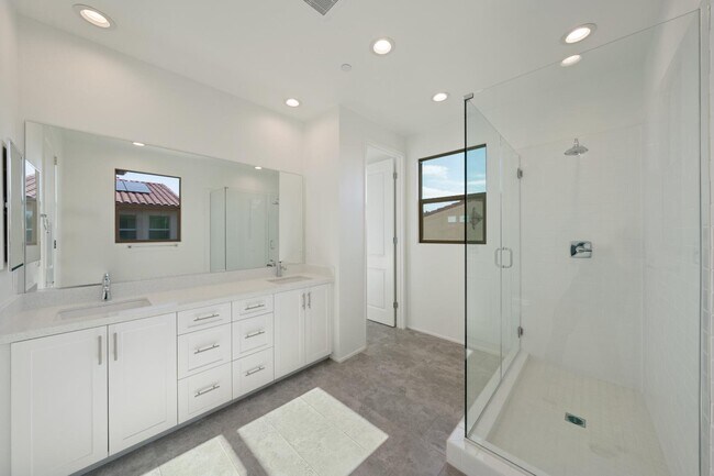 Building Photo - 822 Francesca Dr