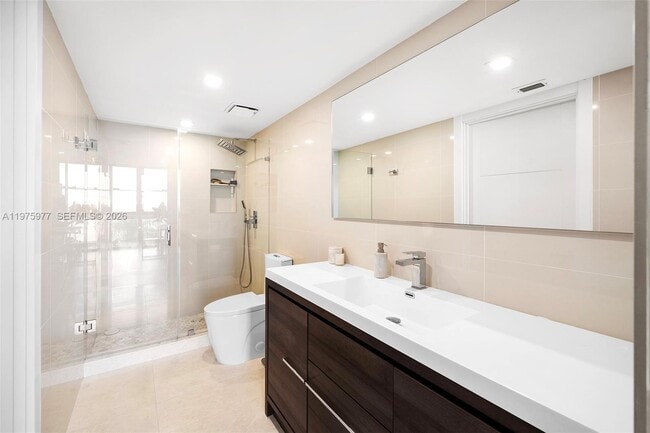 Building Photo - 9 Island Ave