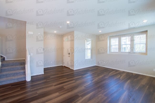 Building Photo - 10294 E 59th Ave