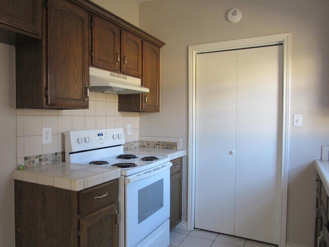 Building Photo - 7406 Michigan Ave