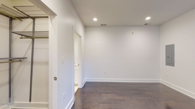 Building Photo - Stunning and Spacious Duplex in Brookland w/ Parking!