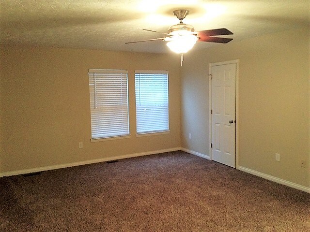 Building Photo - 6804 Trevino Way