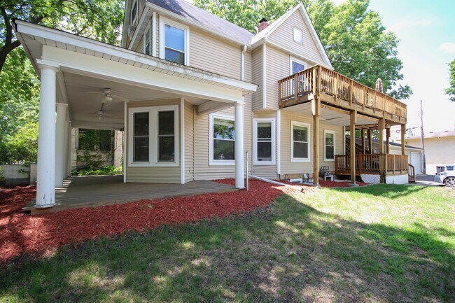 Building Photo - 3200 Aldrich Ave S