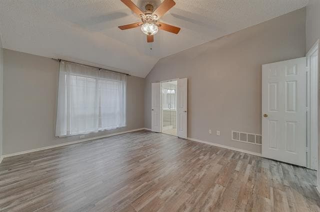Building Photo - 10617 Memphis Dr