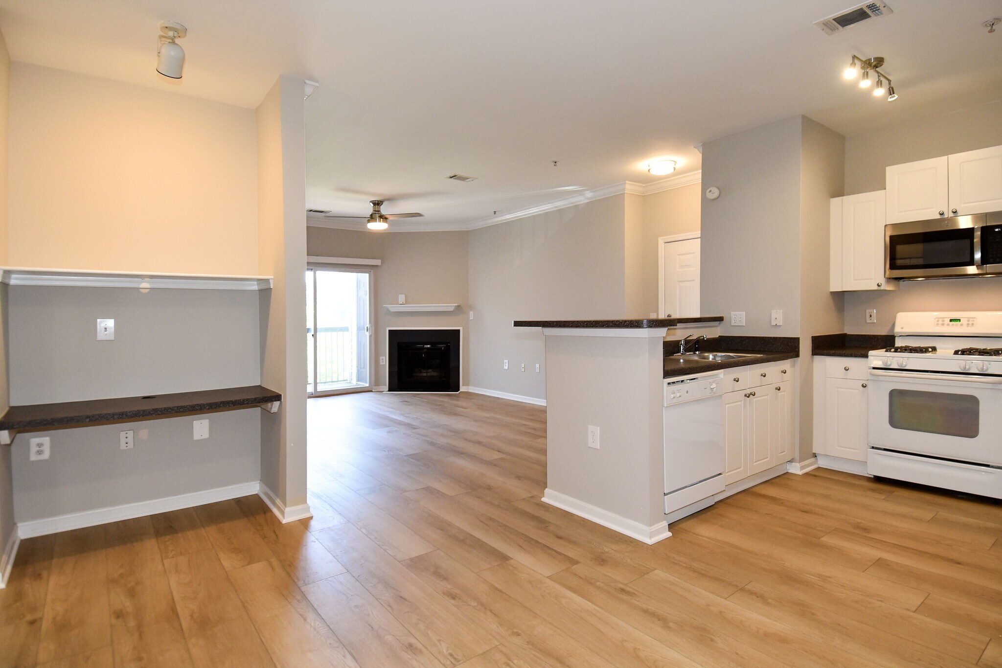 Building Photo - 11349 Aristotle Dr