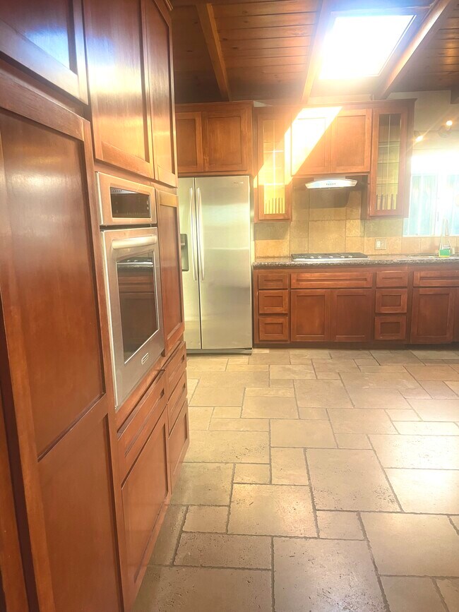 Building Photo - 123 Avenida Dolores