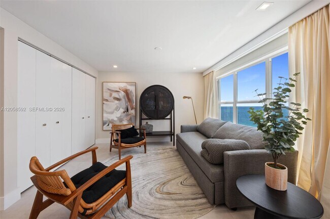 Building Photo - 3500 Galt Ocean Dr