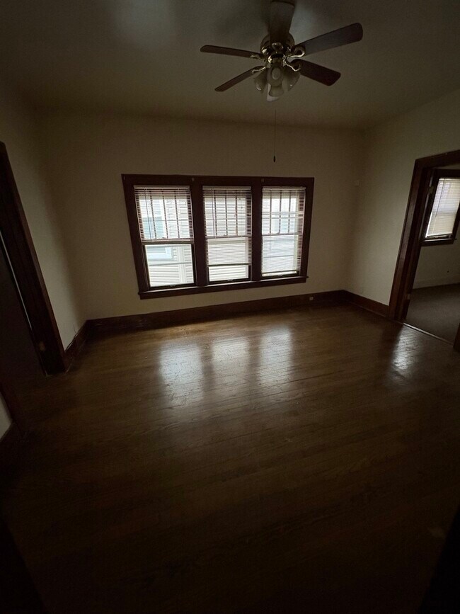 Building Photo - 83 W 15th St