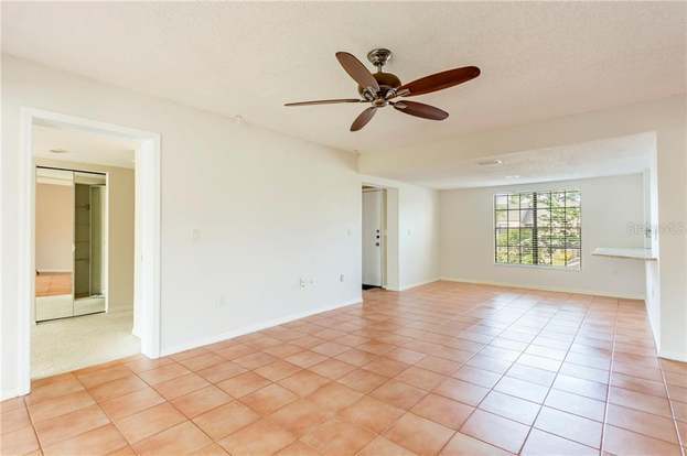 Building Photo - 2450 Heron Terrace