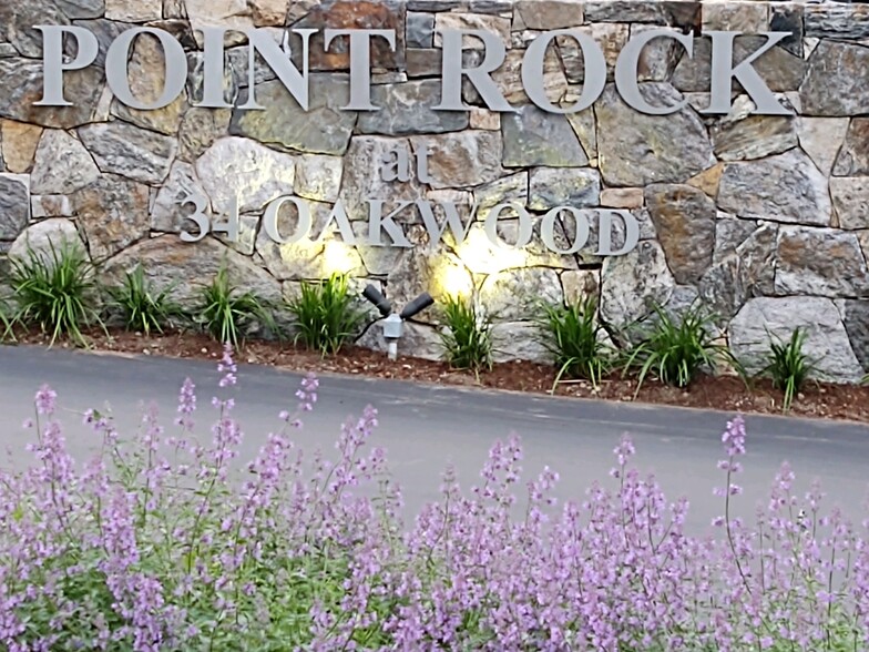 Front Entrance - Point Rock at Oakwood