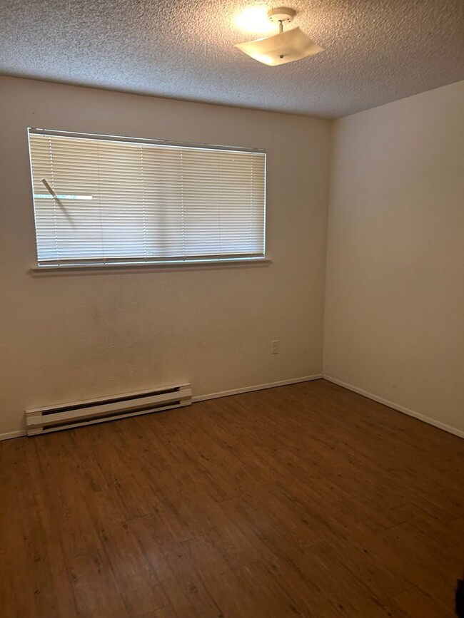 Building Photo - Great Duplex in Loveland