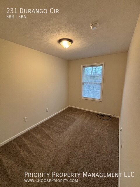 Building Photo - 231 Durango Cir