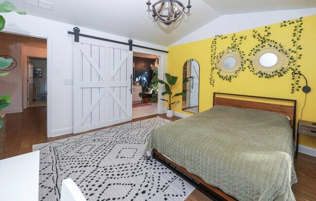 Building Photo - 9900 Barston Ct