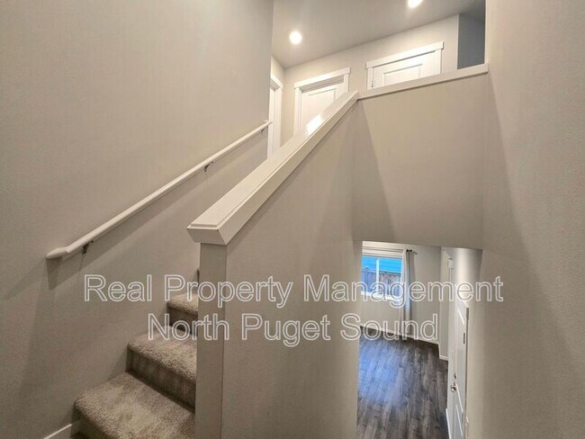 Building Photo - 28215 64th Ct NW