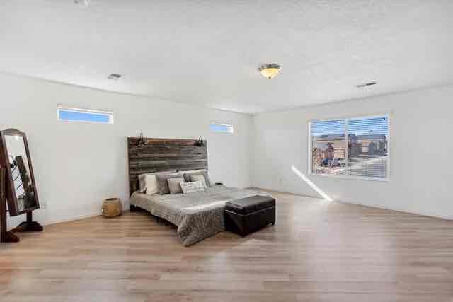 Building Photo - 1830 Buckskin Loop NE