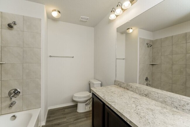 Building Photo - 2354 Applewhite Mdw