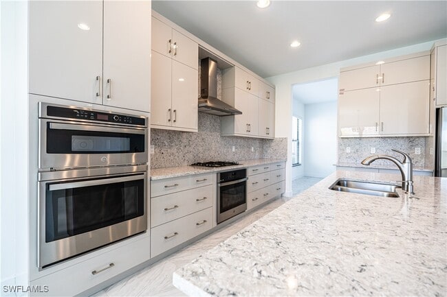 Building Photo - 20131 Camellia Crosse Ln