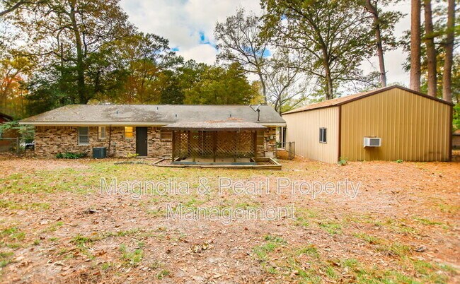 Building Photo - 207 Westwood Pl