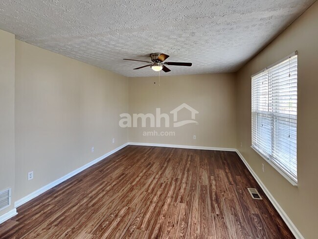 Building Photo - 5095 Algean Dr
